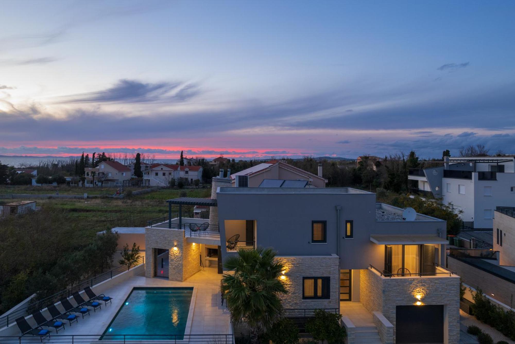 Villa Roca With Heated Pool And Sauna Privlaka  Exterior photo